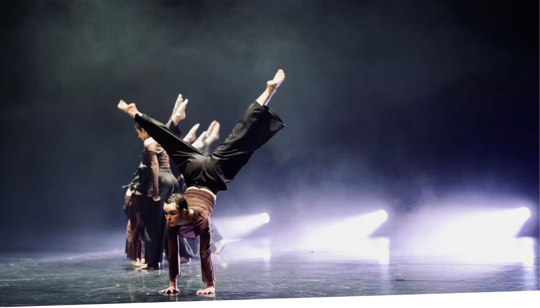 Moderne dans Compagnie Cordava