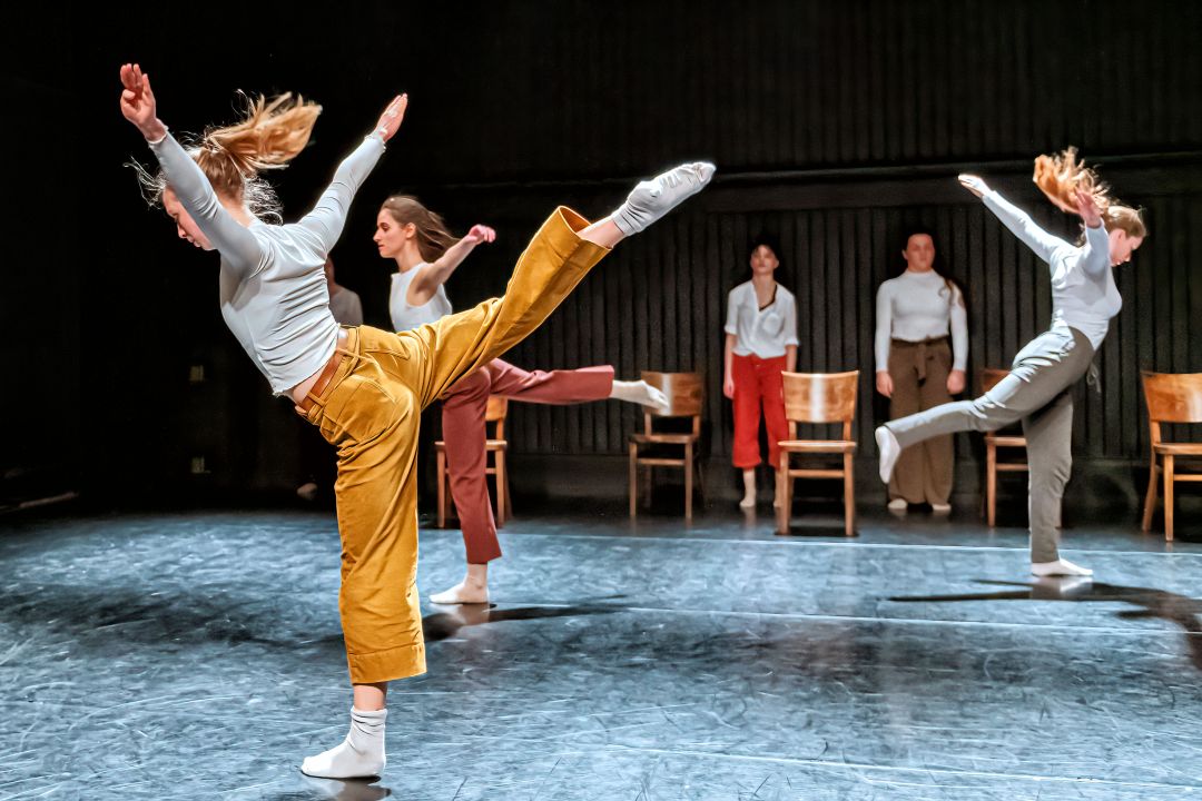 Afbeelding van Contemporary 16+ Level 4